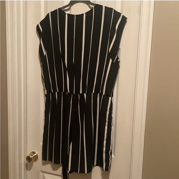 New York & Company Black and White Striped Romper - Picture 2 of 6